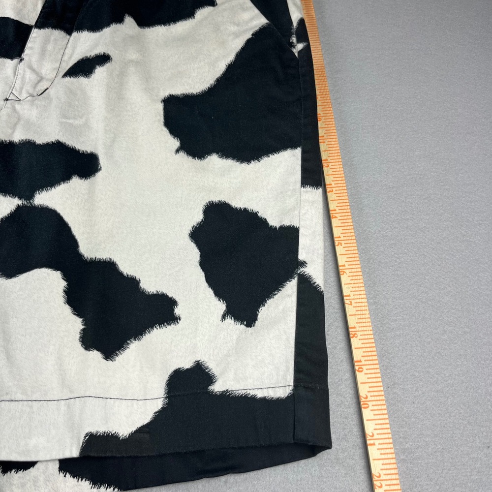 Loudmouth Golf Shorts Mens 38 Cow Print Black White Flat Front Animal Pattern - Picture 3 of 8